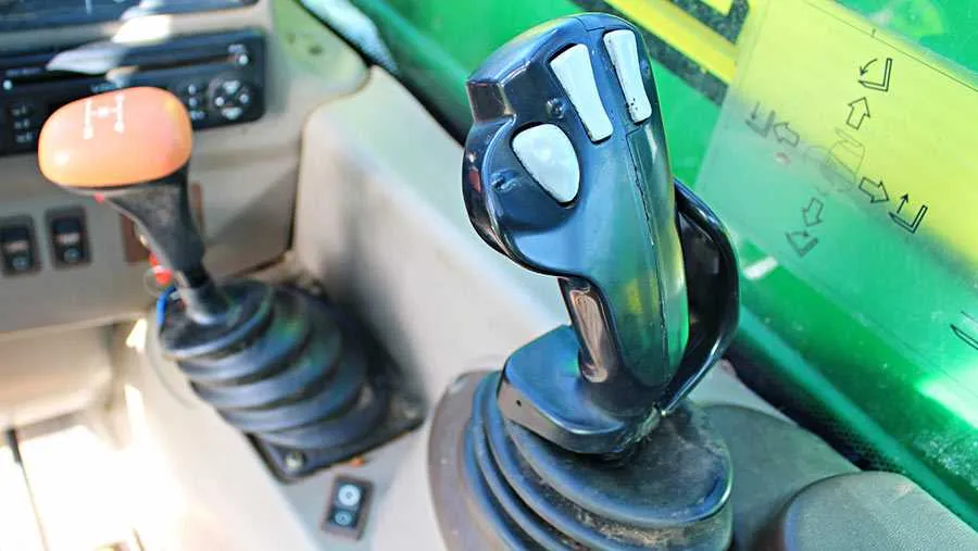 john deere 3220 specs