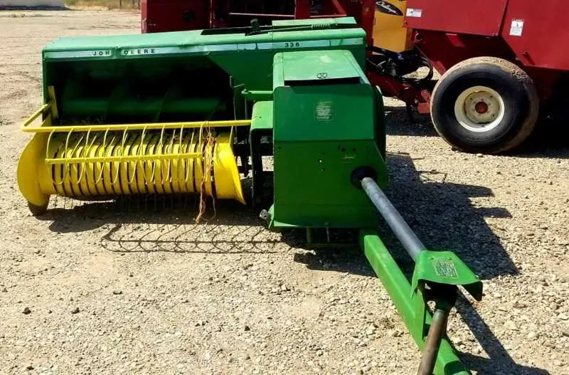 john deere 336 specs