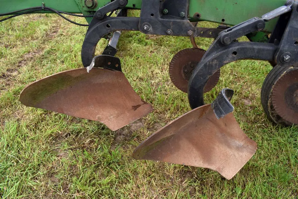john deere 3600 plow specs
