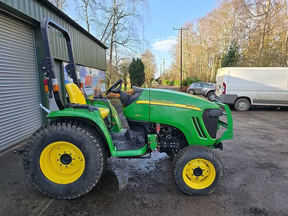 john deere 3720 tractor specs