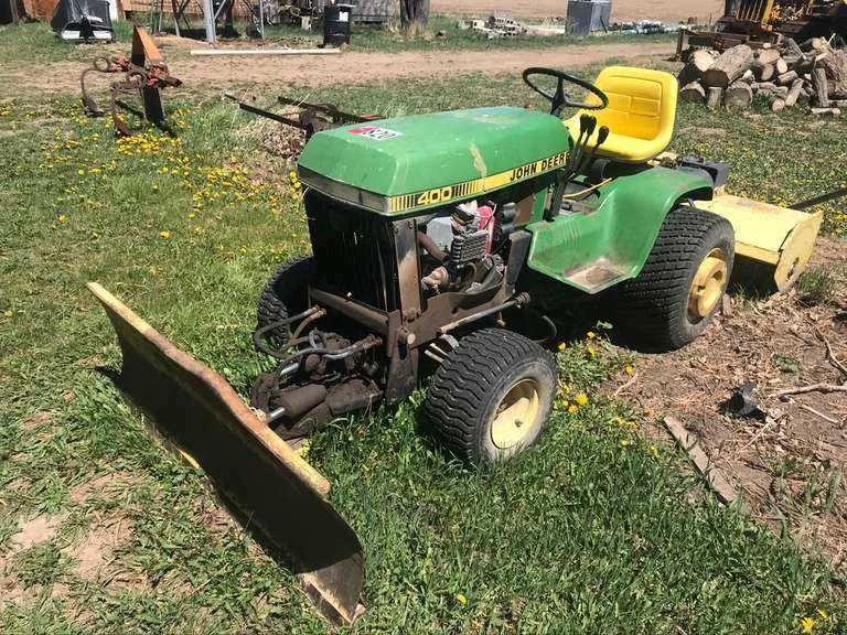 john deere 400 truck specs