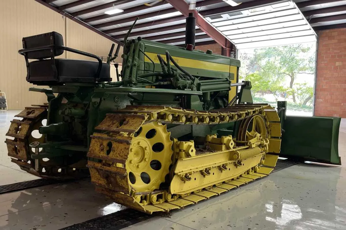 john deere 420 dozer specs