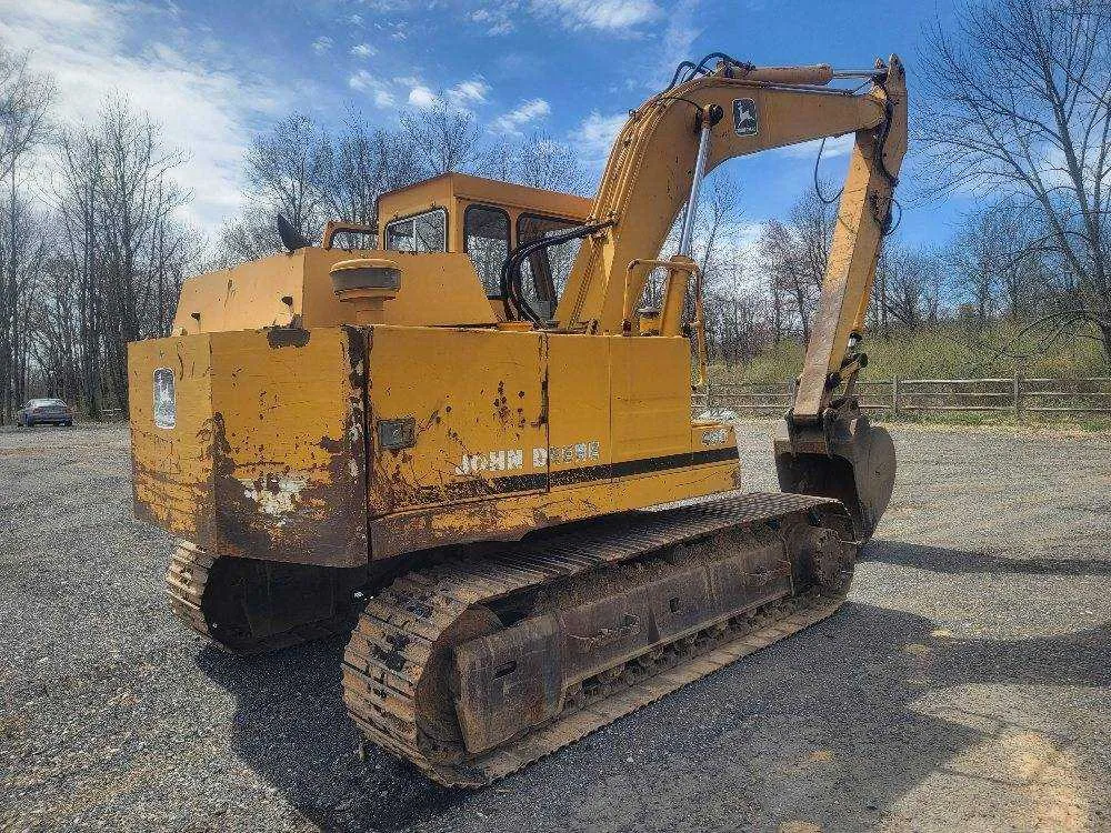 john deere 490e excavator specs