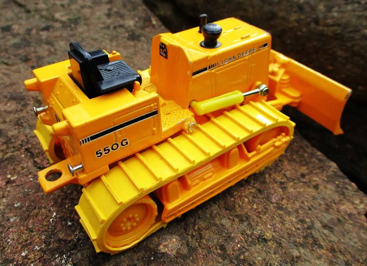 john deere 550g dozer specs