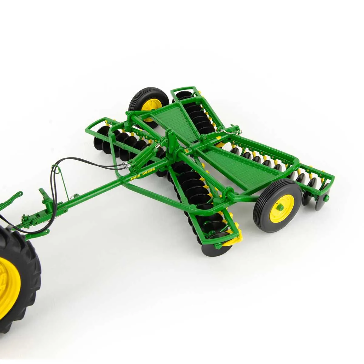 john deere 620 disc specs