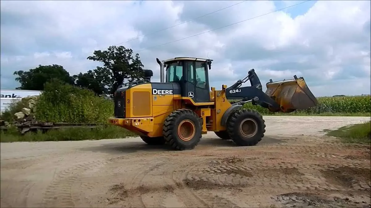 john deere 624j loader specs