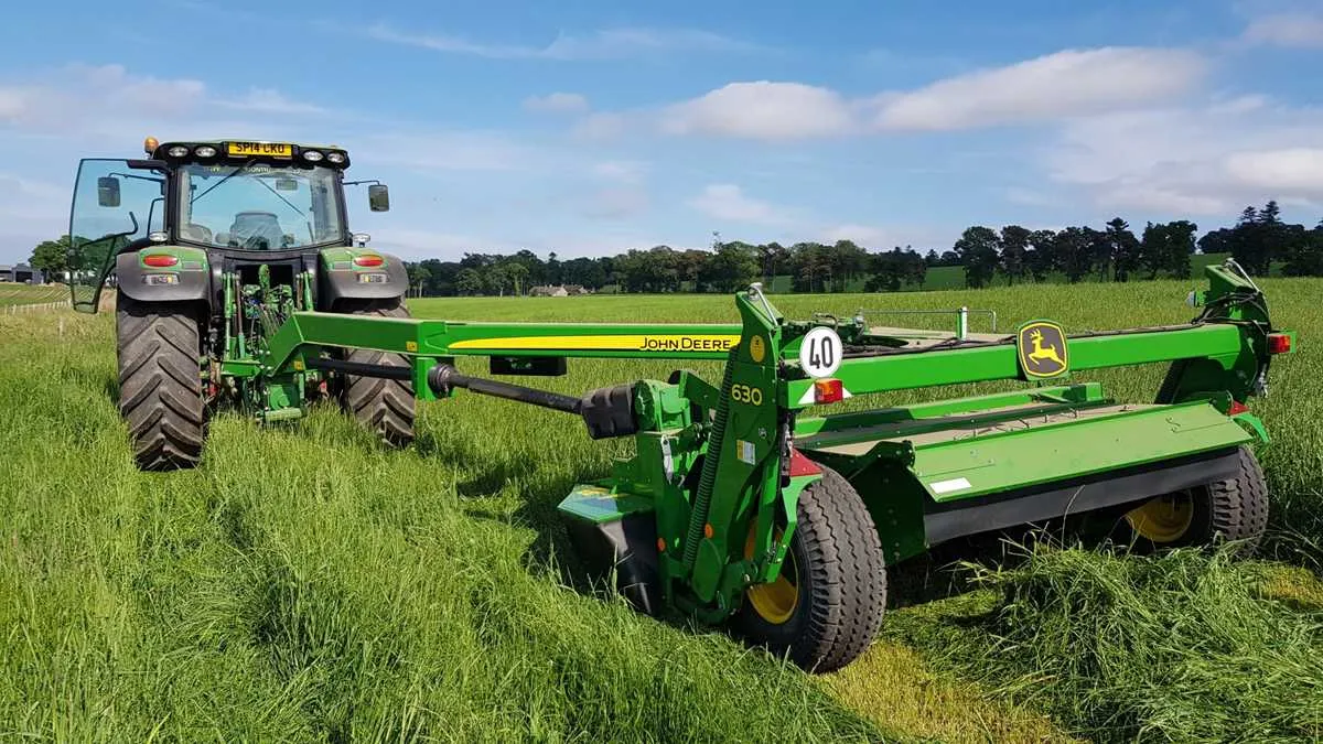 john deere 635 moco specs