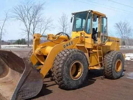 john deere 644 specs