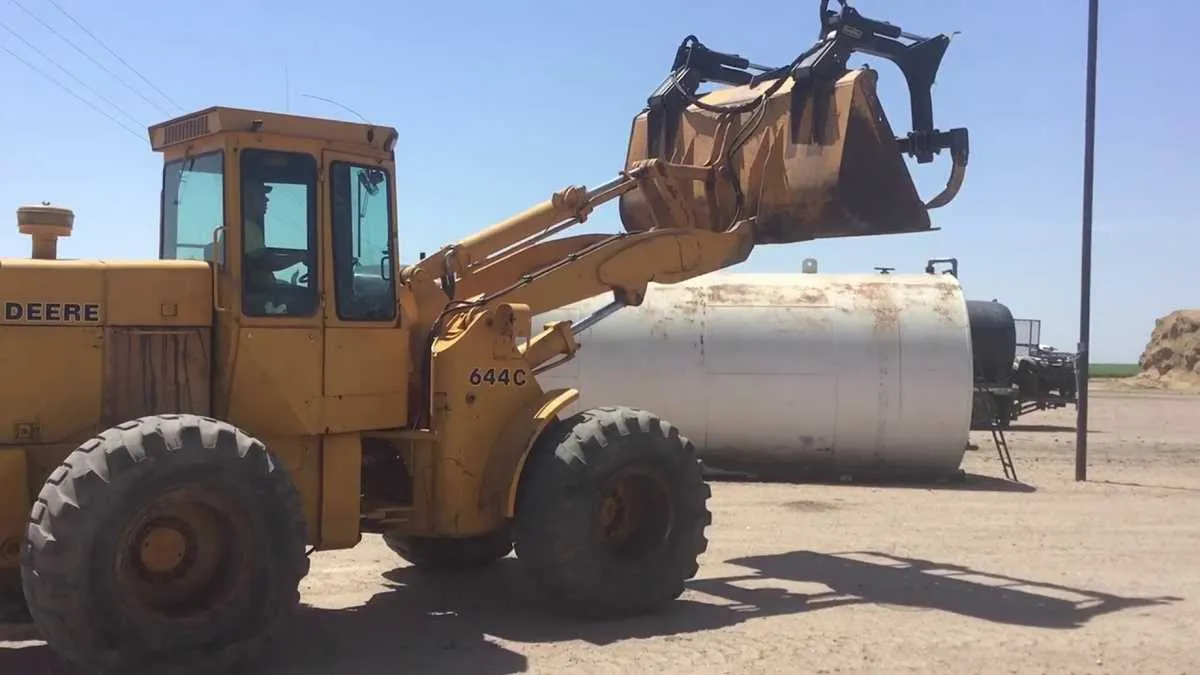 john deere 644c specs