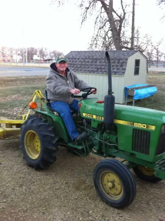 john deere 650 engine specs