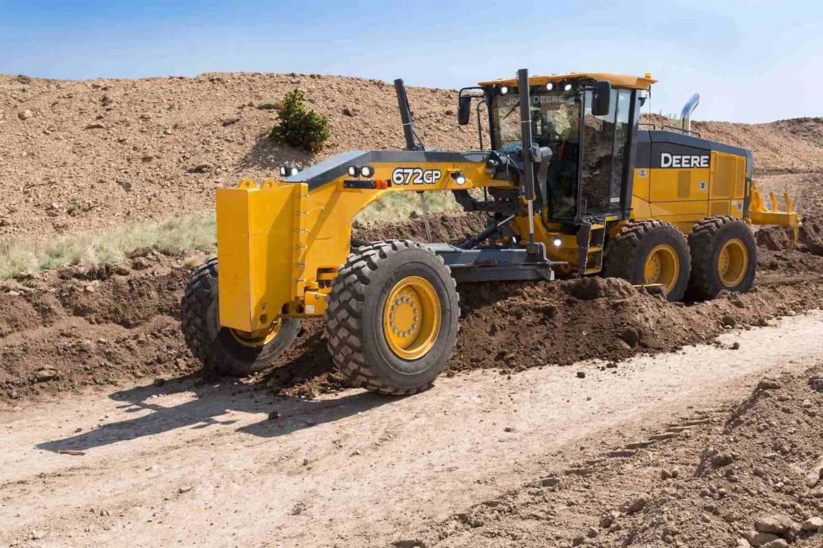 john deere 672gp grader specs