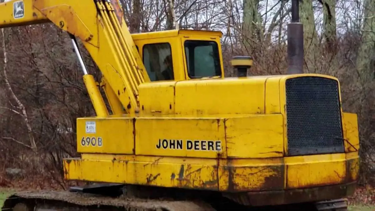john deere 690 excavator specs