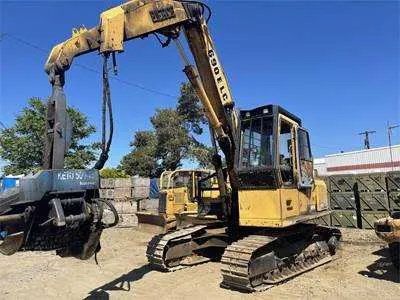 john deere 690e lc specs