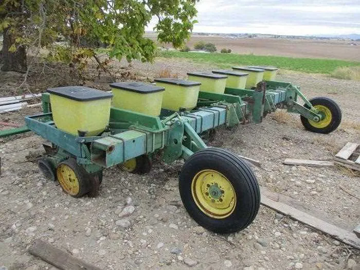 john deere 7100 planter specs