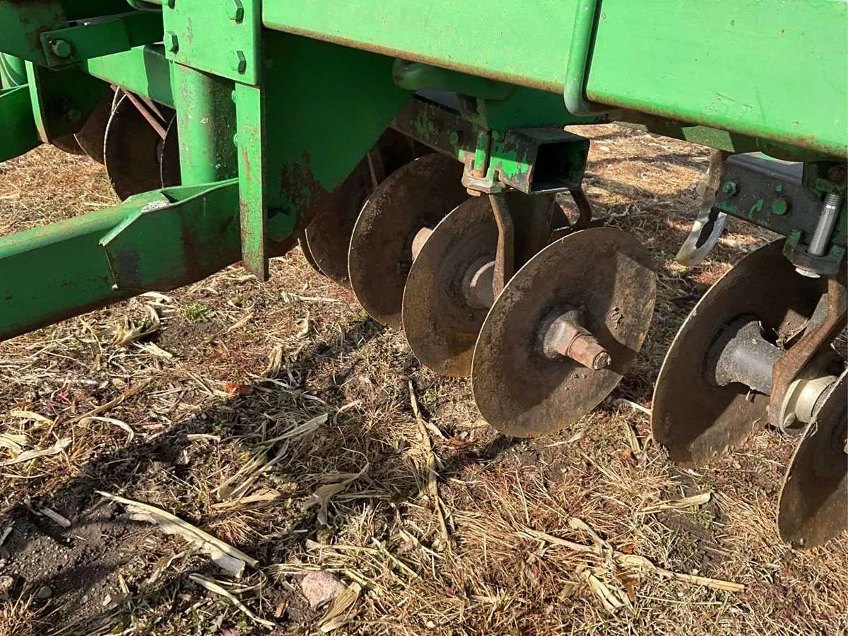 john deere 712 chisel plow specs