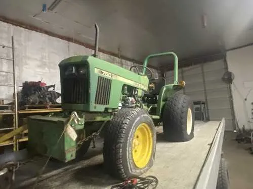 john deere 750 compact tractor specs
