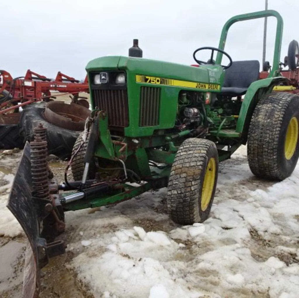 john deere 750 diesel tractor specs