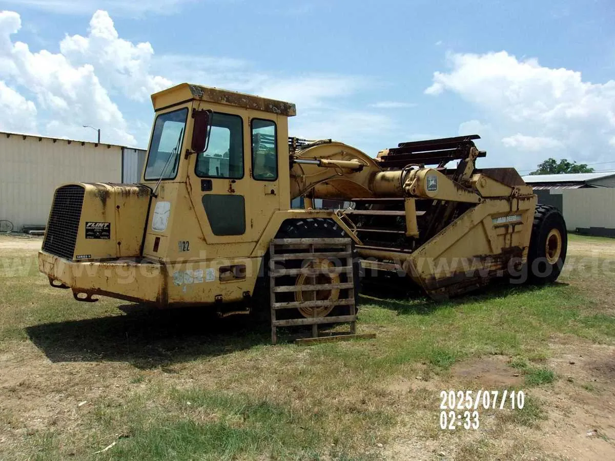 john deere 762a scraper specs