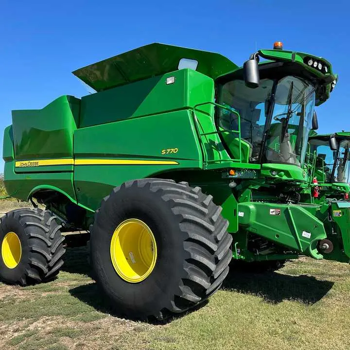 john deere 770 combine specs