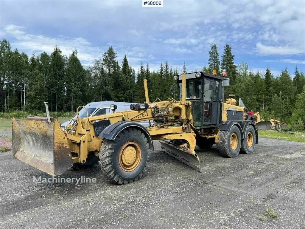 john deere 772b grader specs