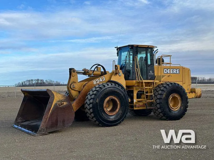 john deere 824j specs