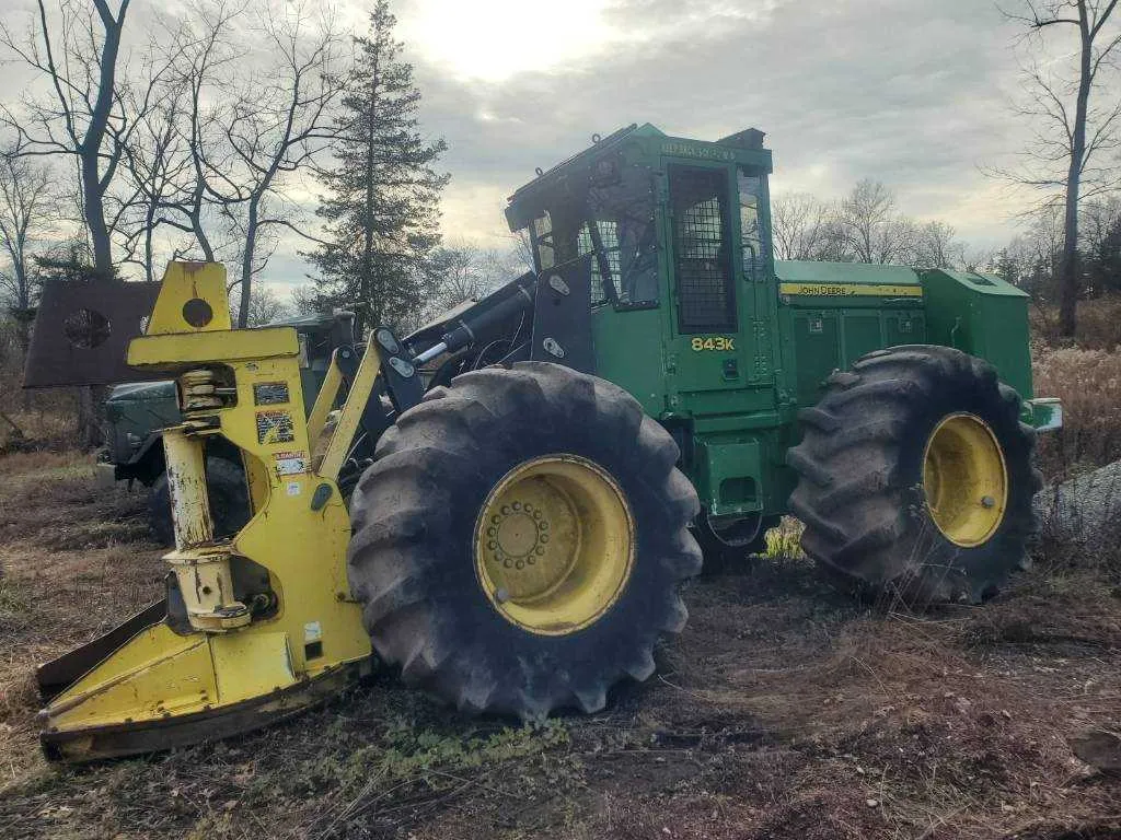 john deere 843k feller buncher specs