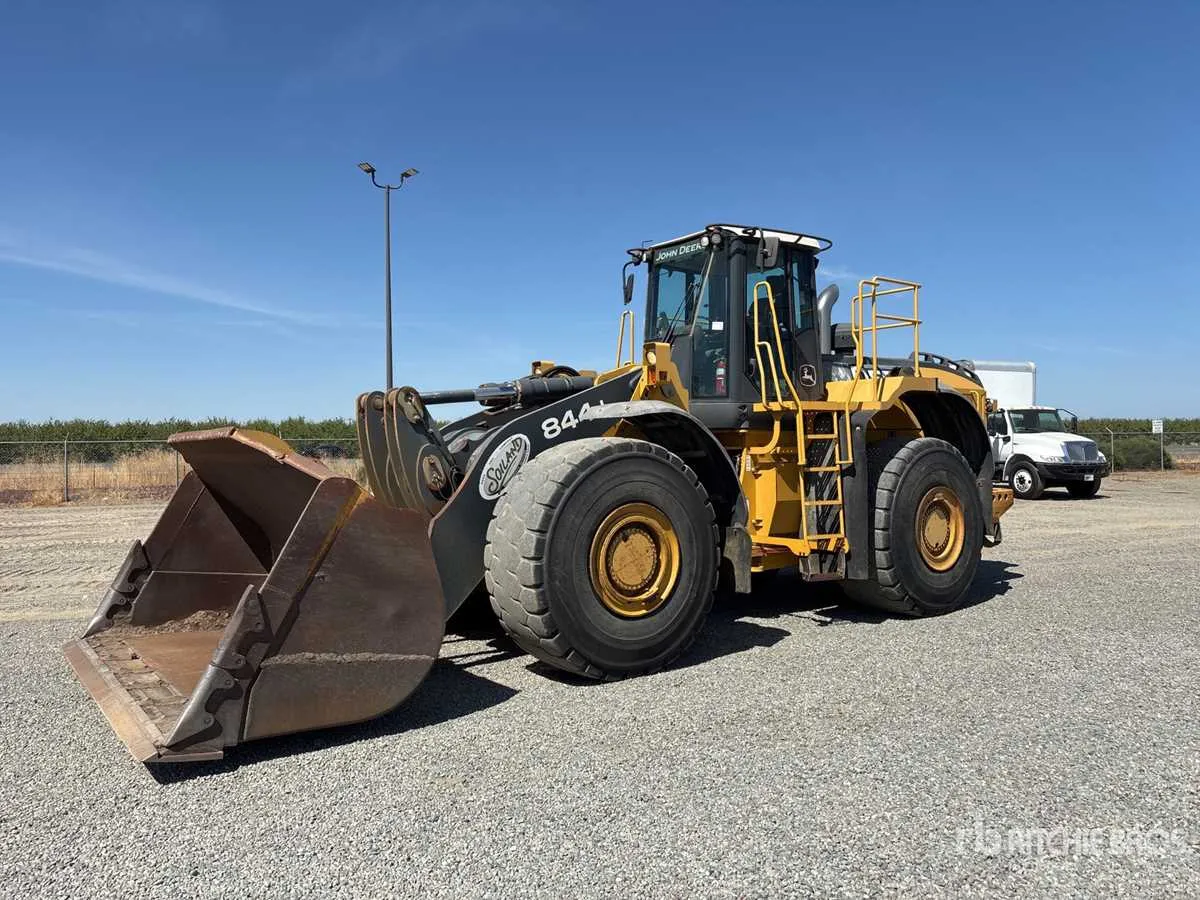 john deere 844j specs