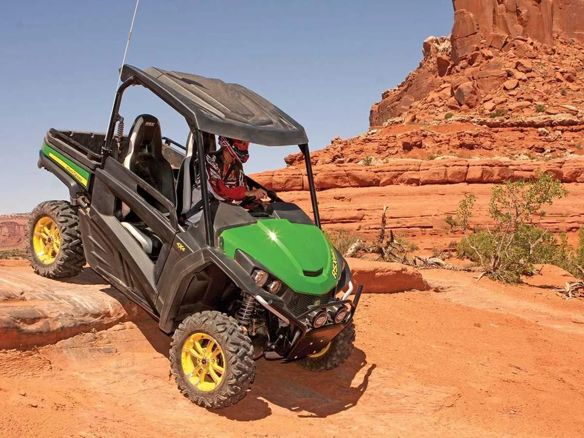 john deere 850i gator specs