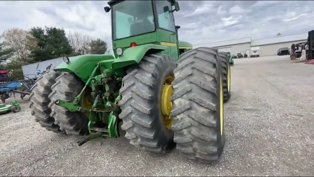 john deere 8630 tractor specs
