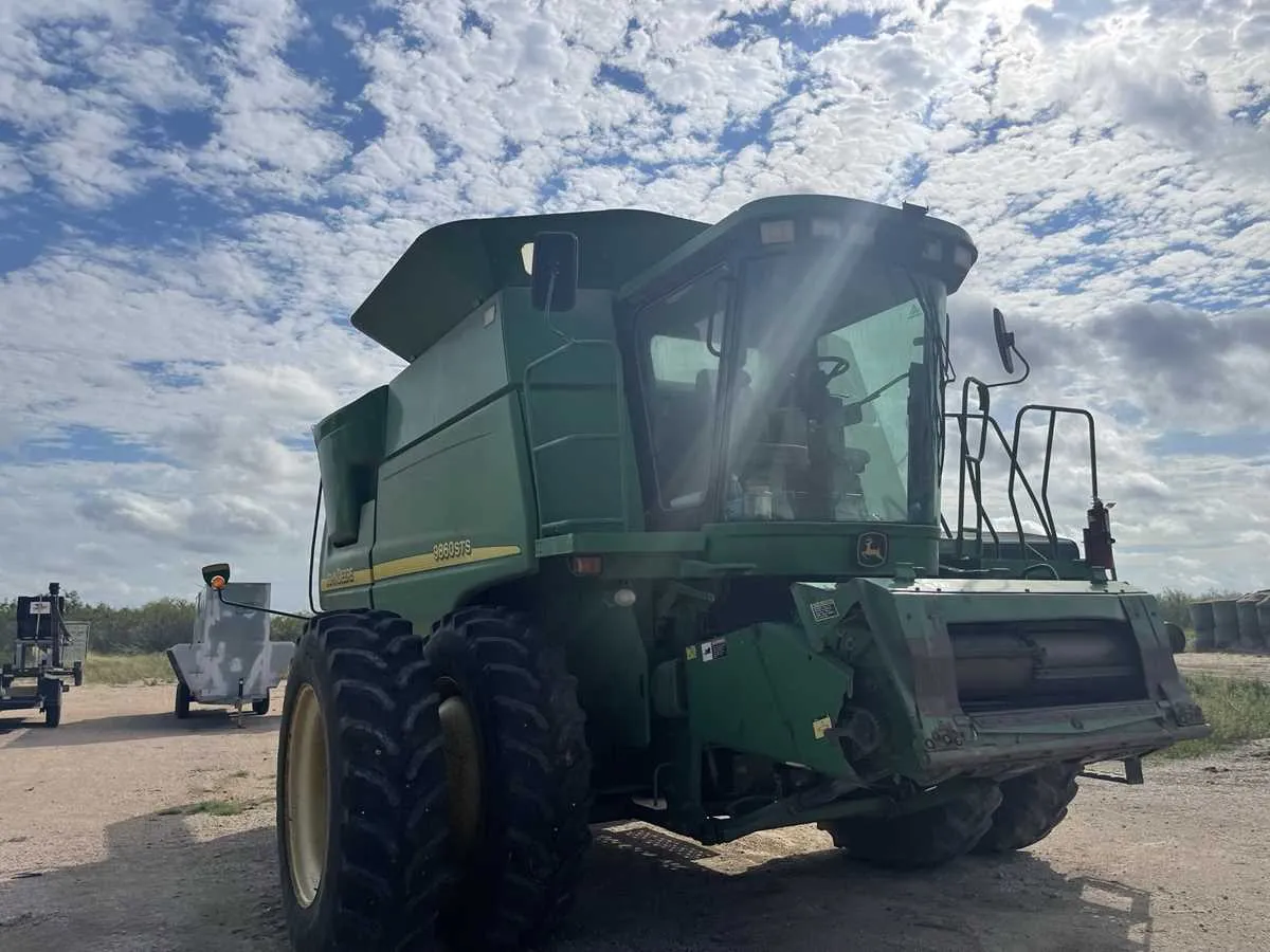 john deere 9860 sts combine specs
