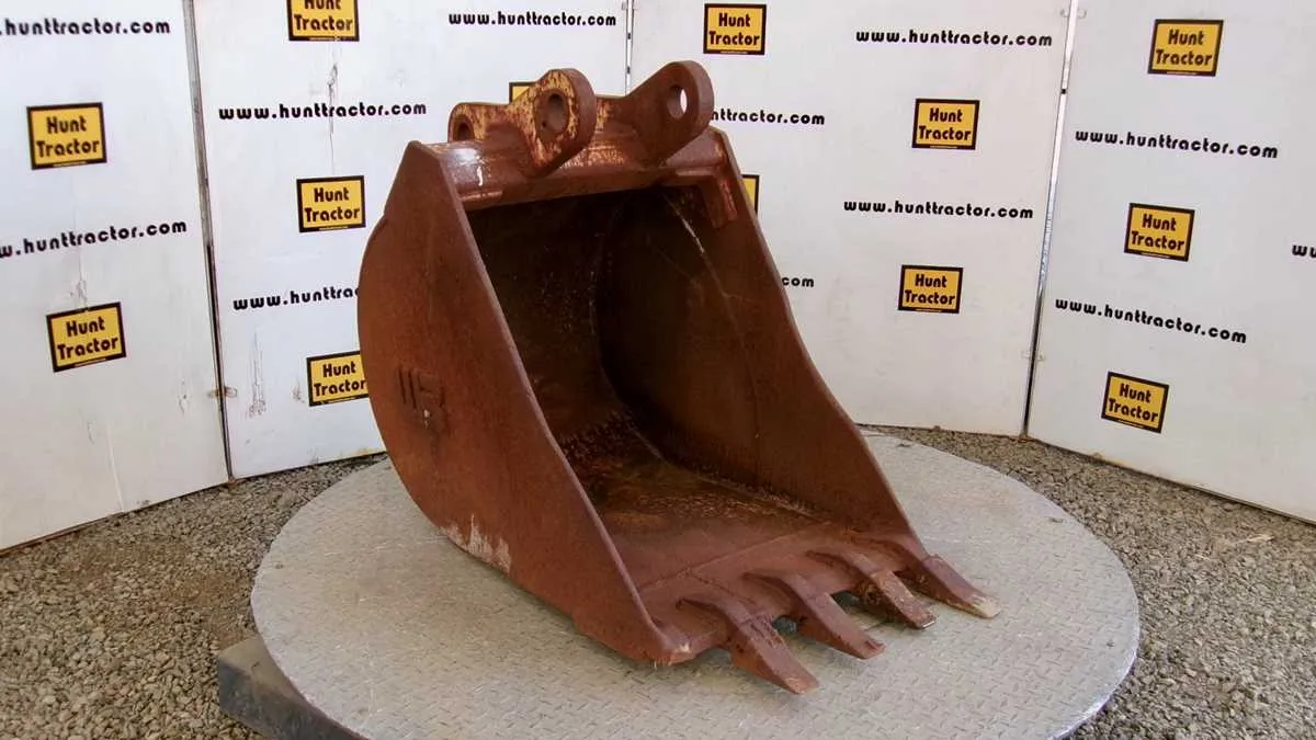 john deere backhoe bucket specs