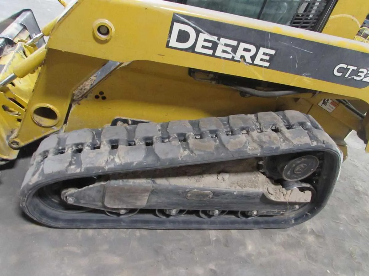john deere ct322 specs