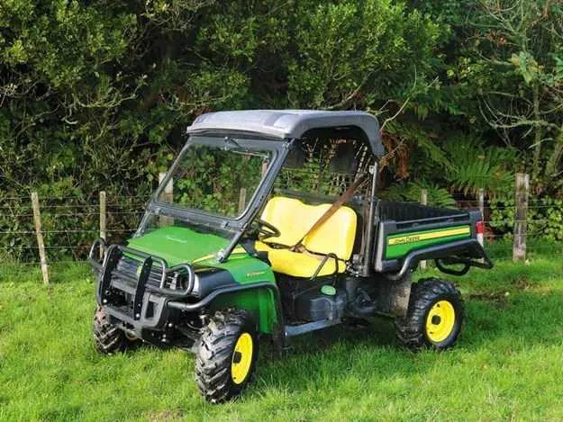 john deere gator 855d oil specs