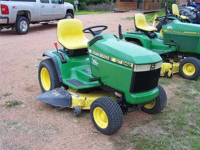 john deere gt275 mower specs