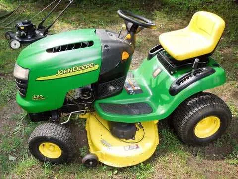 john deere l130 mower specs