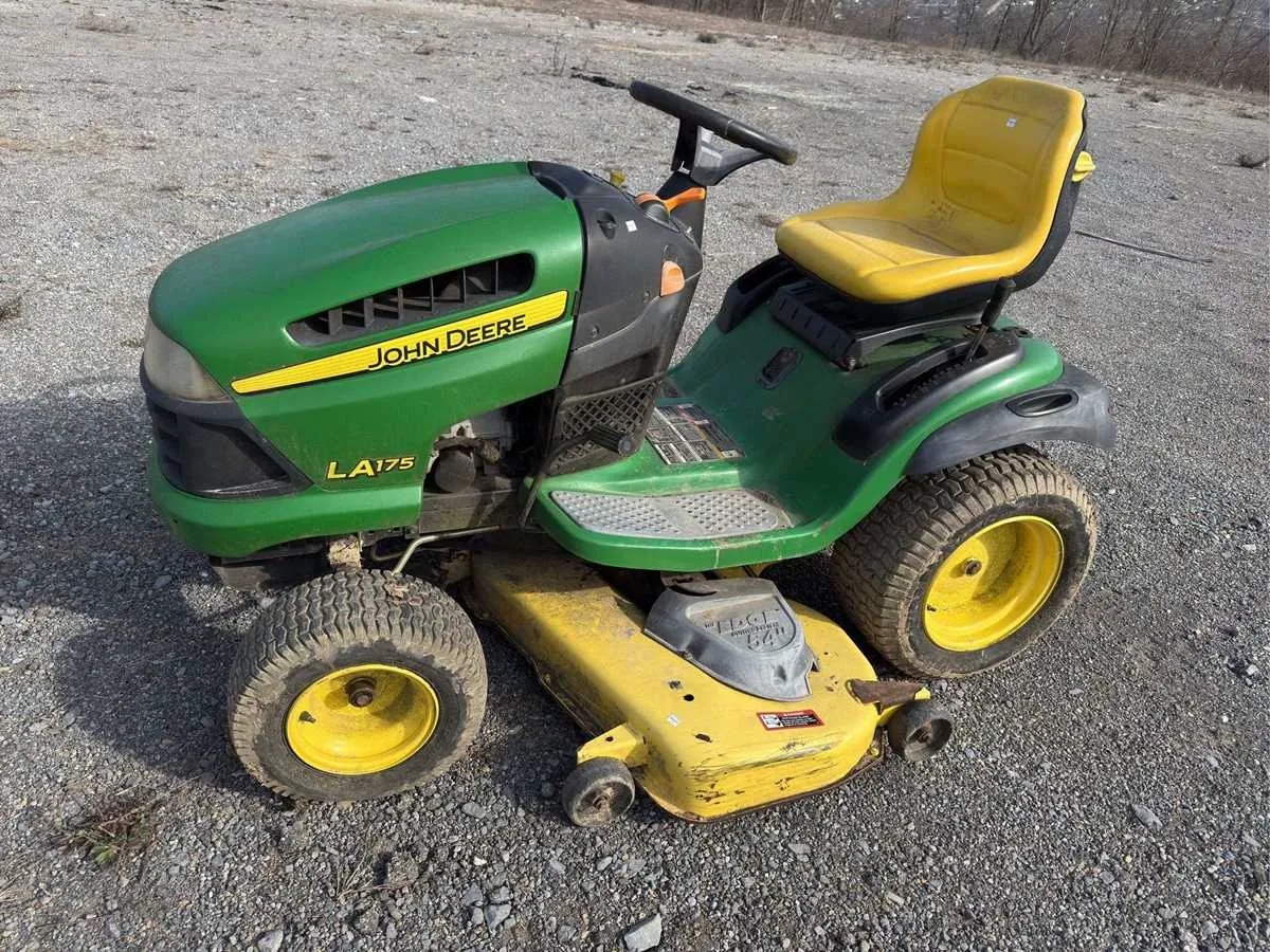 john deere la175 specs