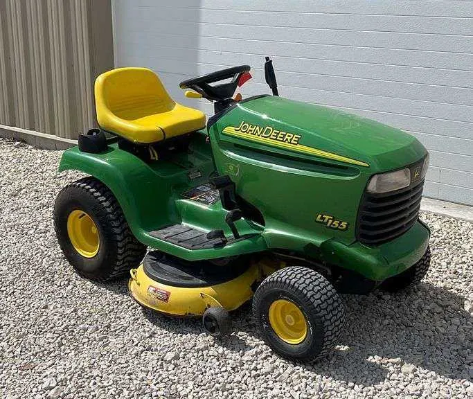 john deere lt155 engine specs