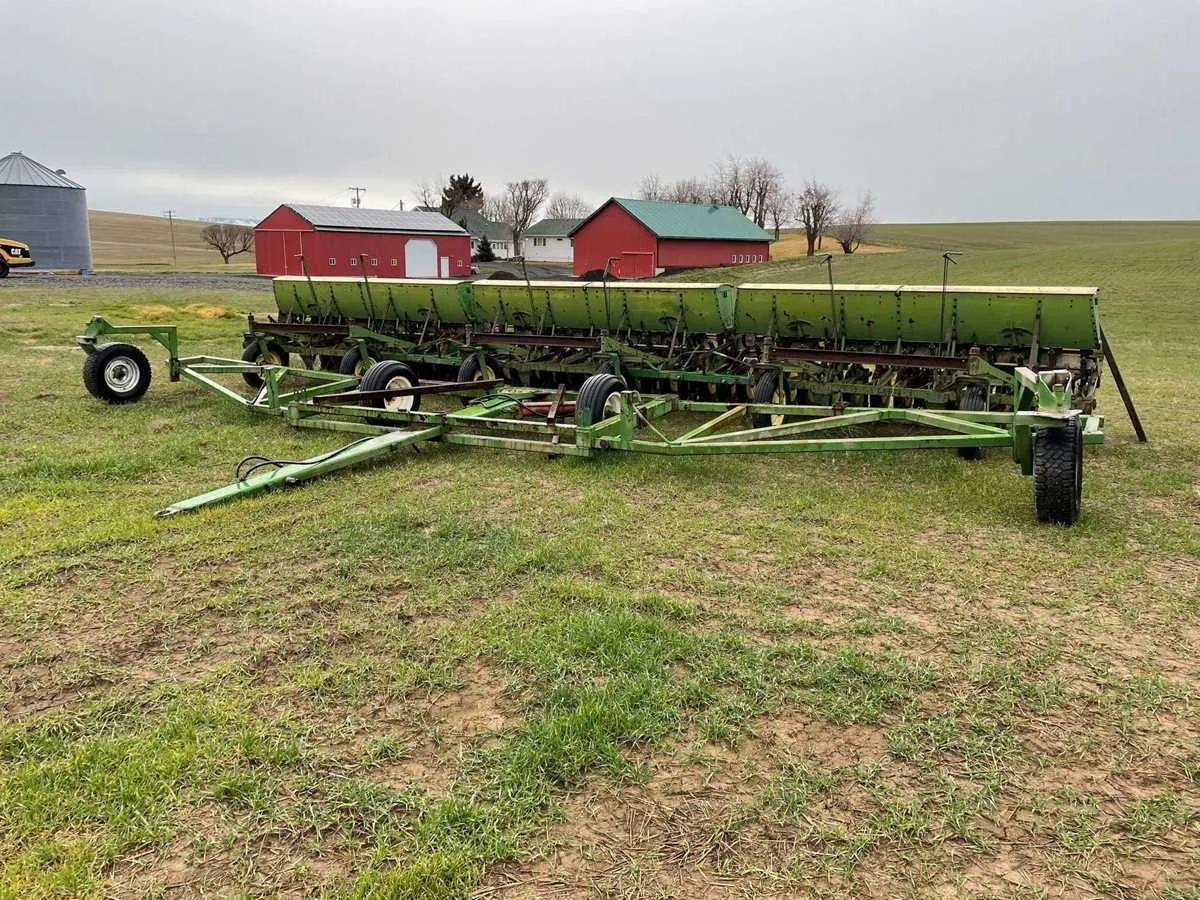 john deere lzb 247 hoe drill specs