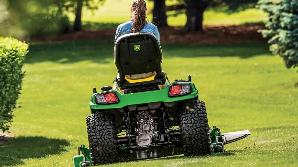 john deere x700 specs
