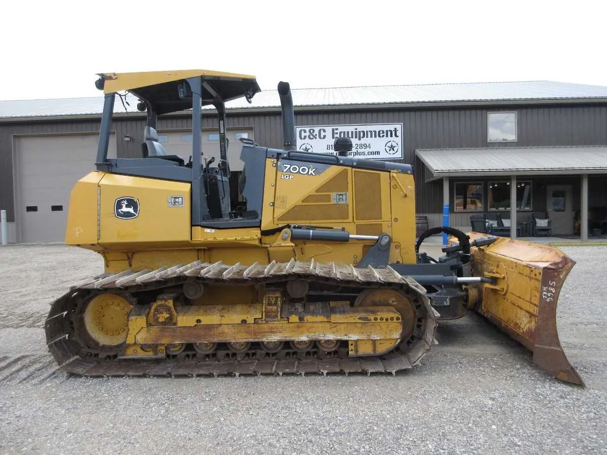 john deere 700k crawler dozer specs