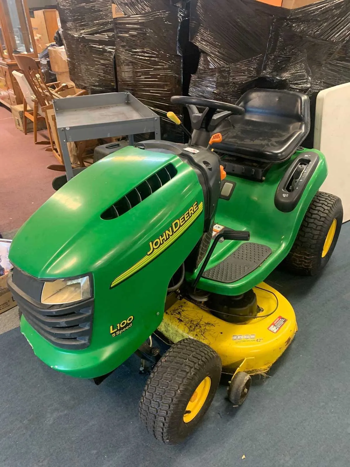 l100 specs john deere