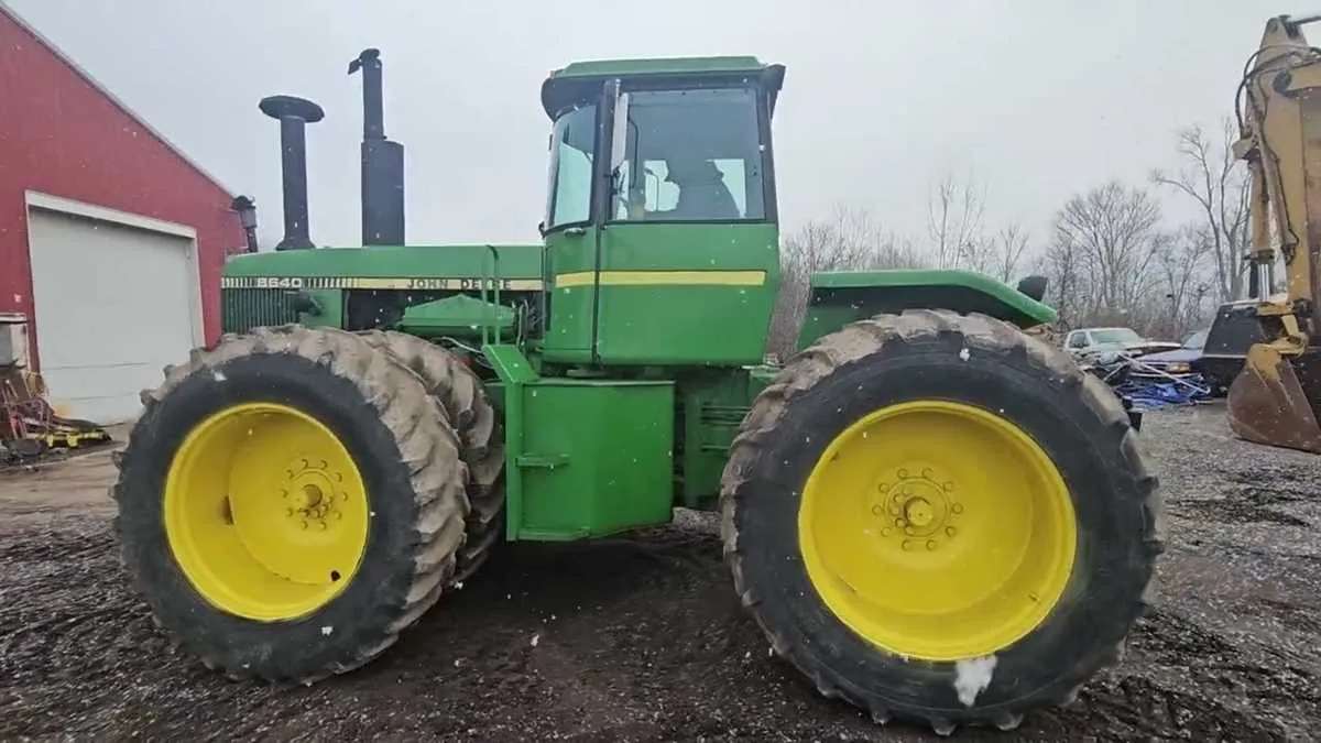 8640 john deere specs