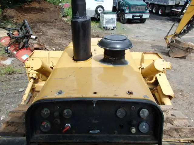 john deere 750b dozer specs