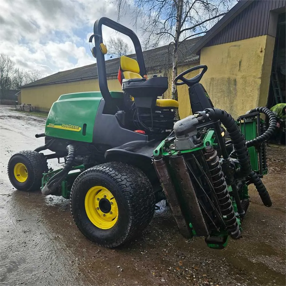 john deere 3235 mower specs