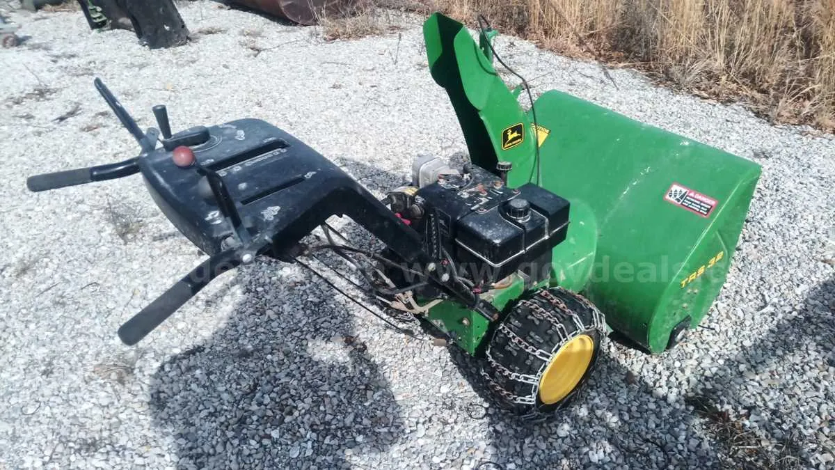 john deere trs 32 snowblower specs