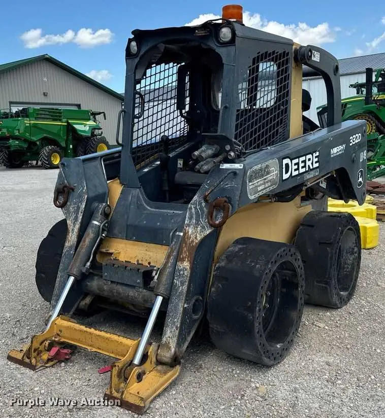 2014 john deere 332e specs