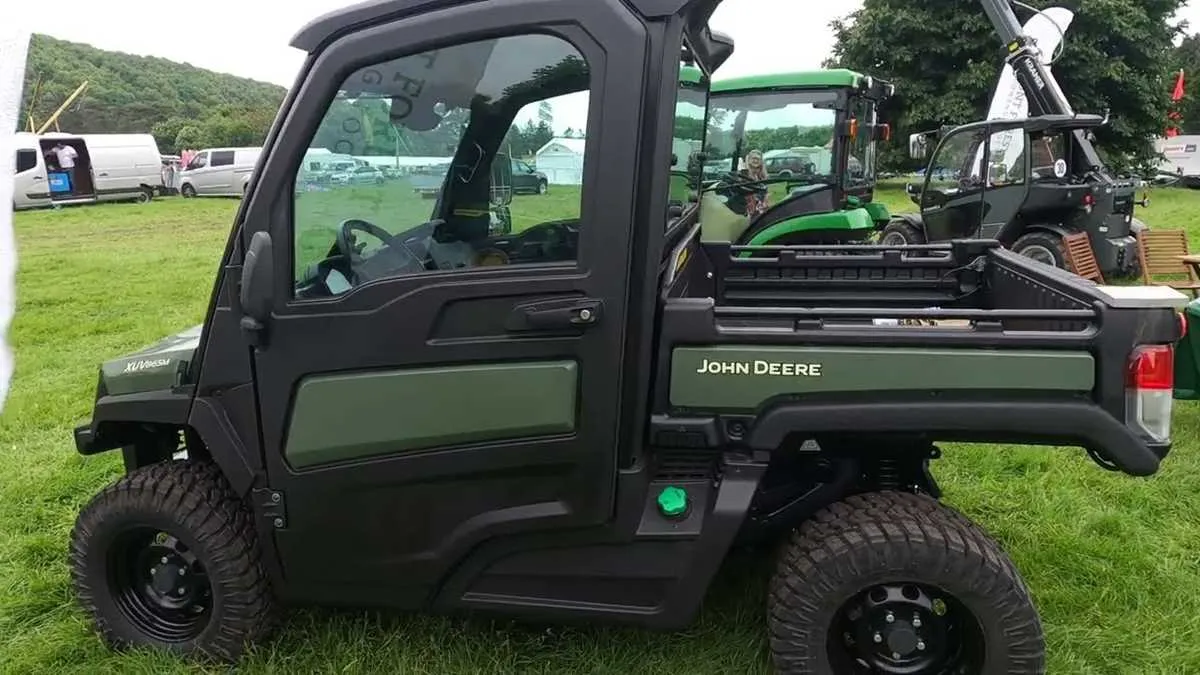john deere 854cc diesel specs