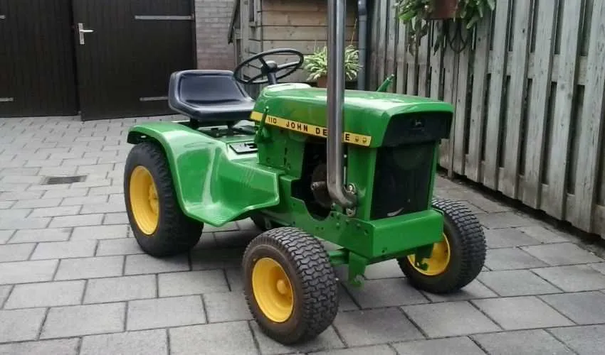 specs for john deere 110