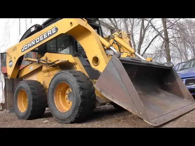 2000 john deere 260 skid steer specs