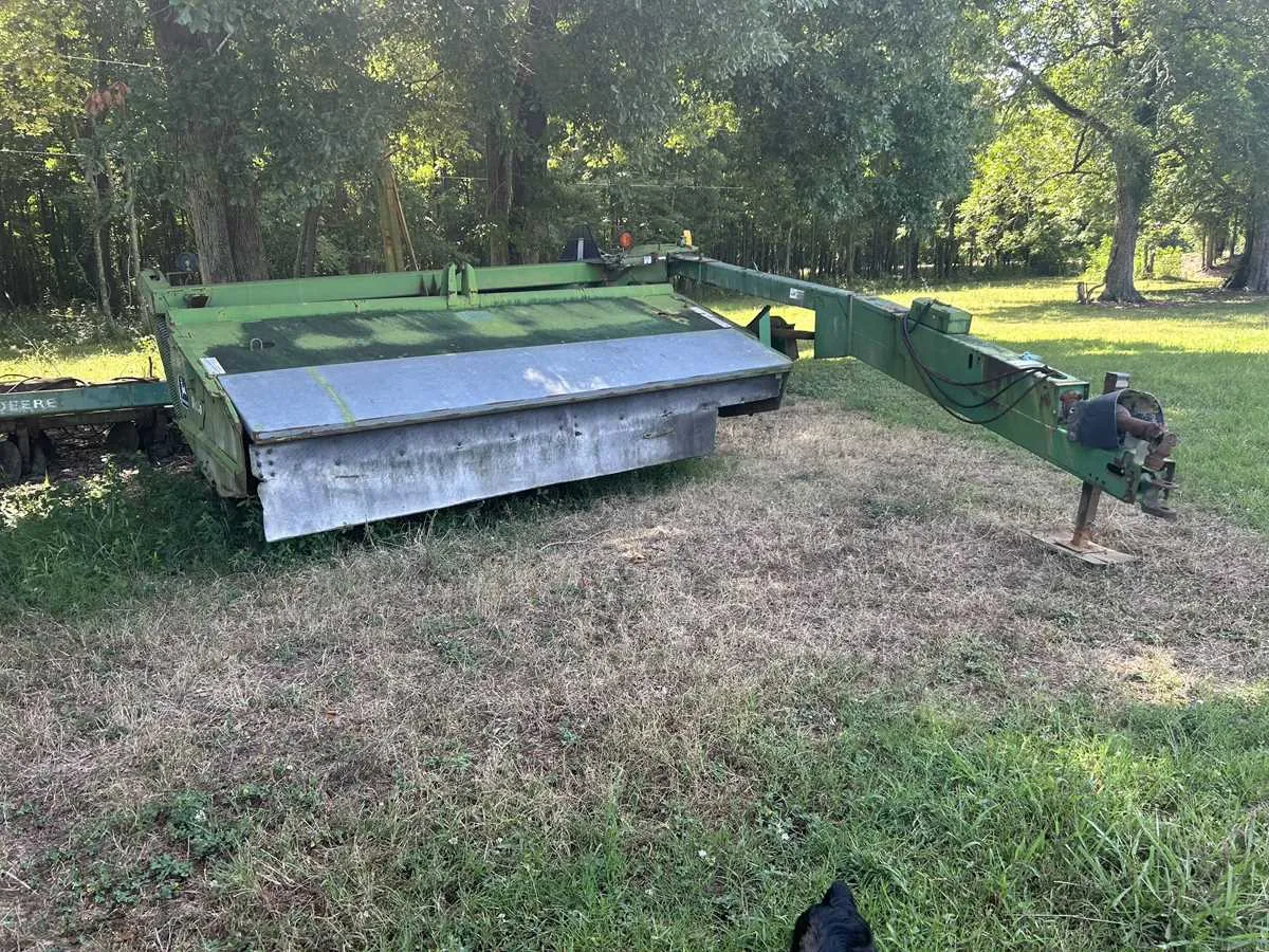 john deere 930 mower conditioner specs